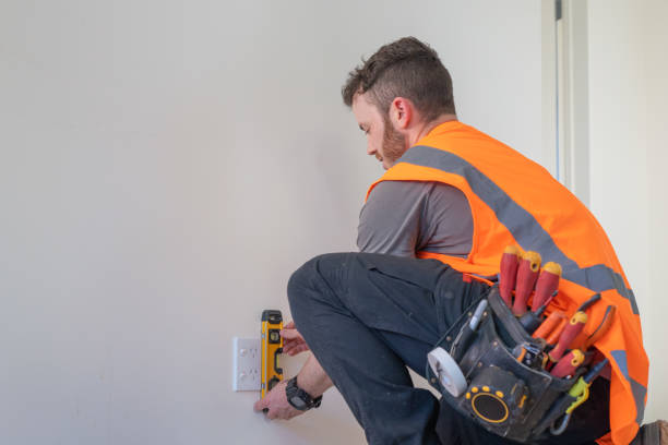 Best Affordable Emergency Electrician  in Fussels Corner, FL
